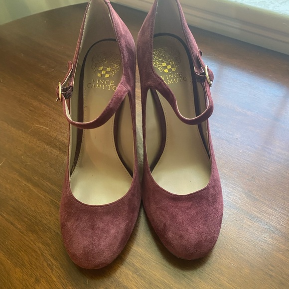 Vince Camuto Suede VP Scarlotte Plum Burgundy Block Maryjane Round Toe Heels 9 - Picture 4 of 11